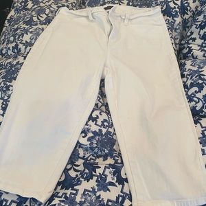NYDJ white Capri size 10